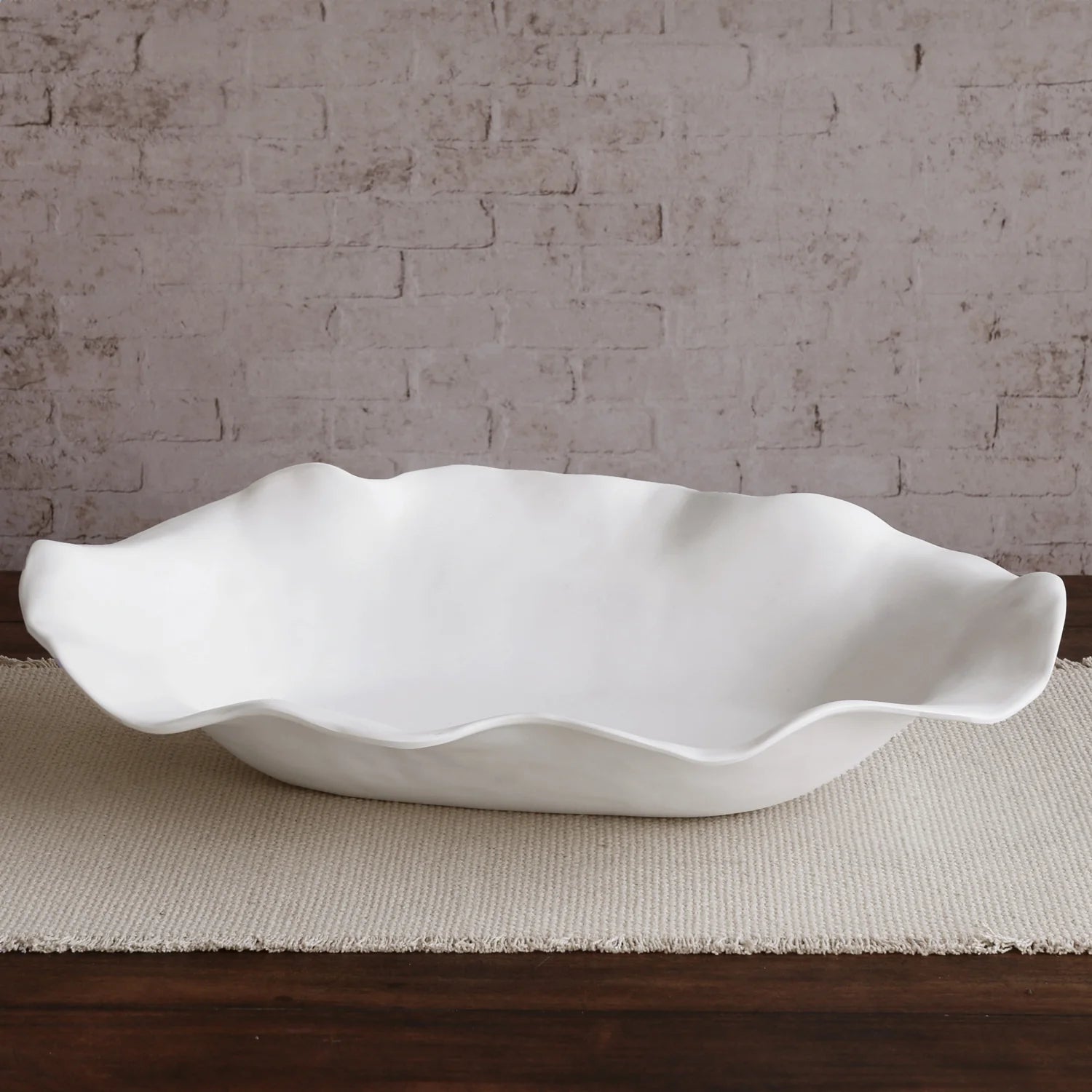 Large Oval Nube Centerpiece