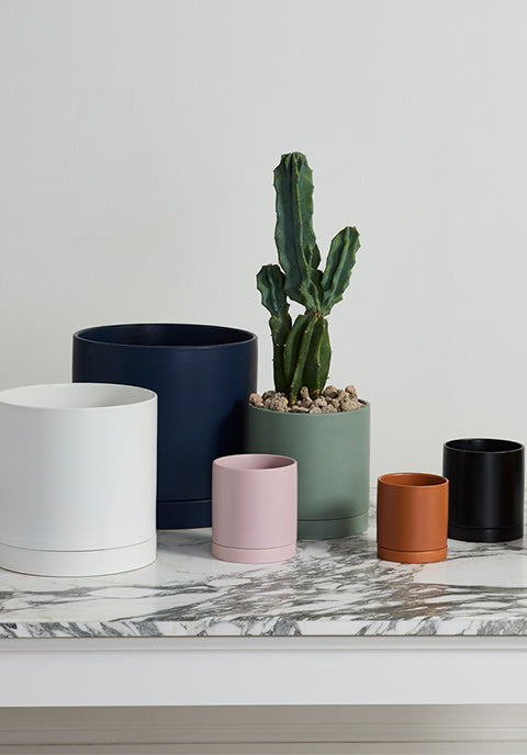 Maceta Romey - neutra con plato