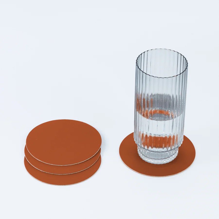 Set de 4 portavasos circulares Ruca de cuero reciclado