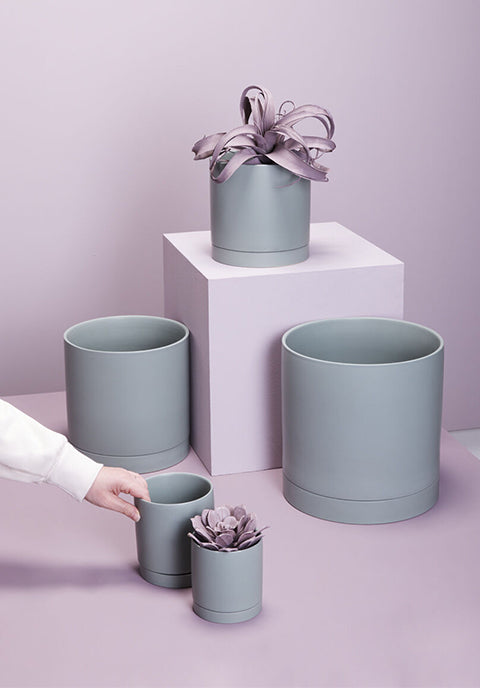 Maceta Romey - neutra con plato