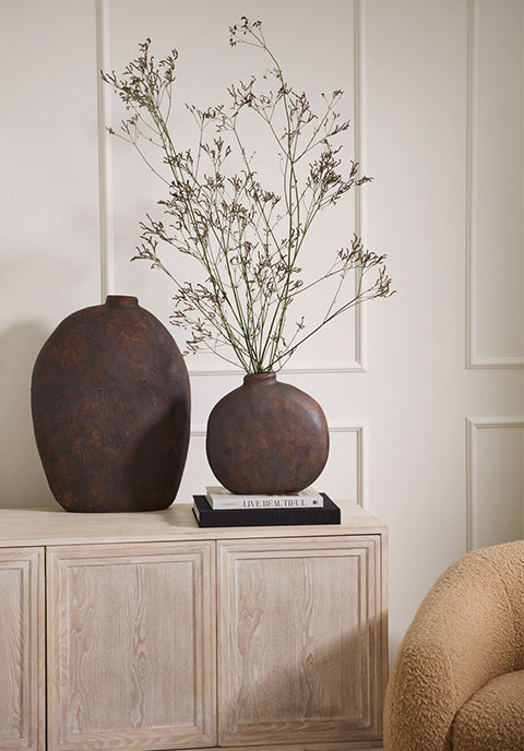 Jarrón Fernando de terracota en tono café cálido