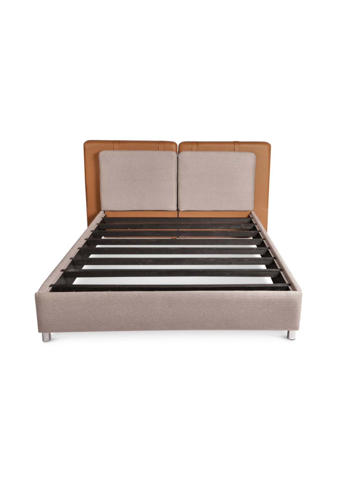 Cama Padua - Cabecera de Piel Vegana y Patas de aluminio