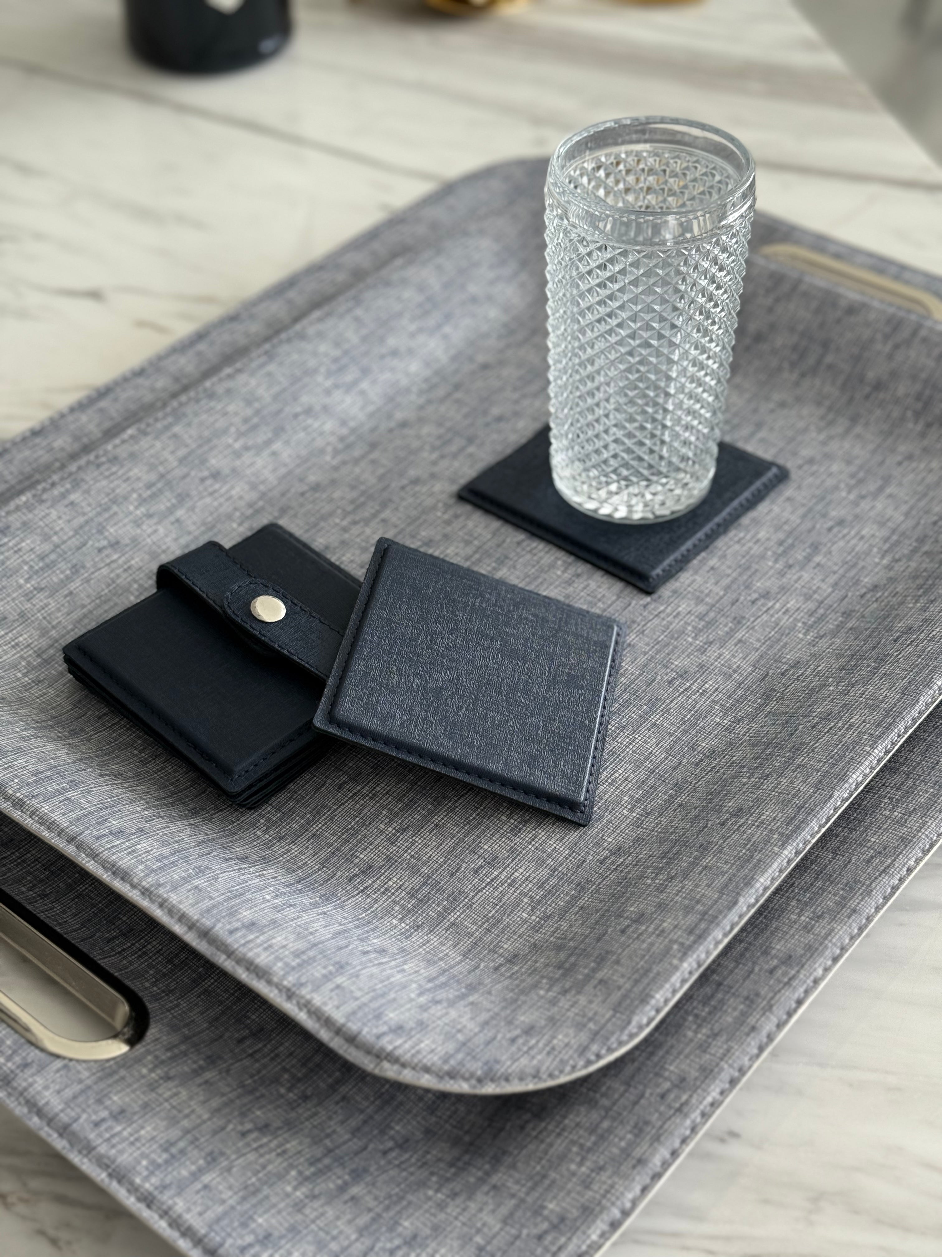 Charola de servicio con asas metálicas Tanner