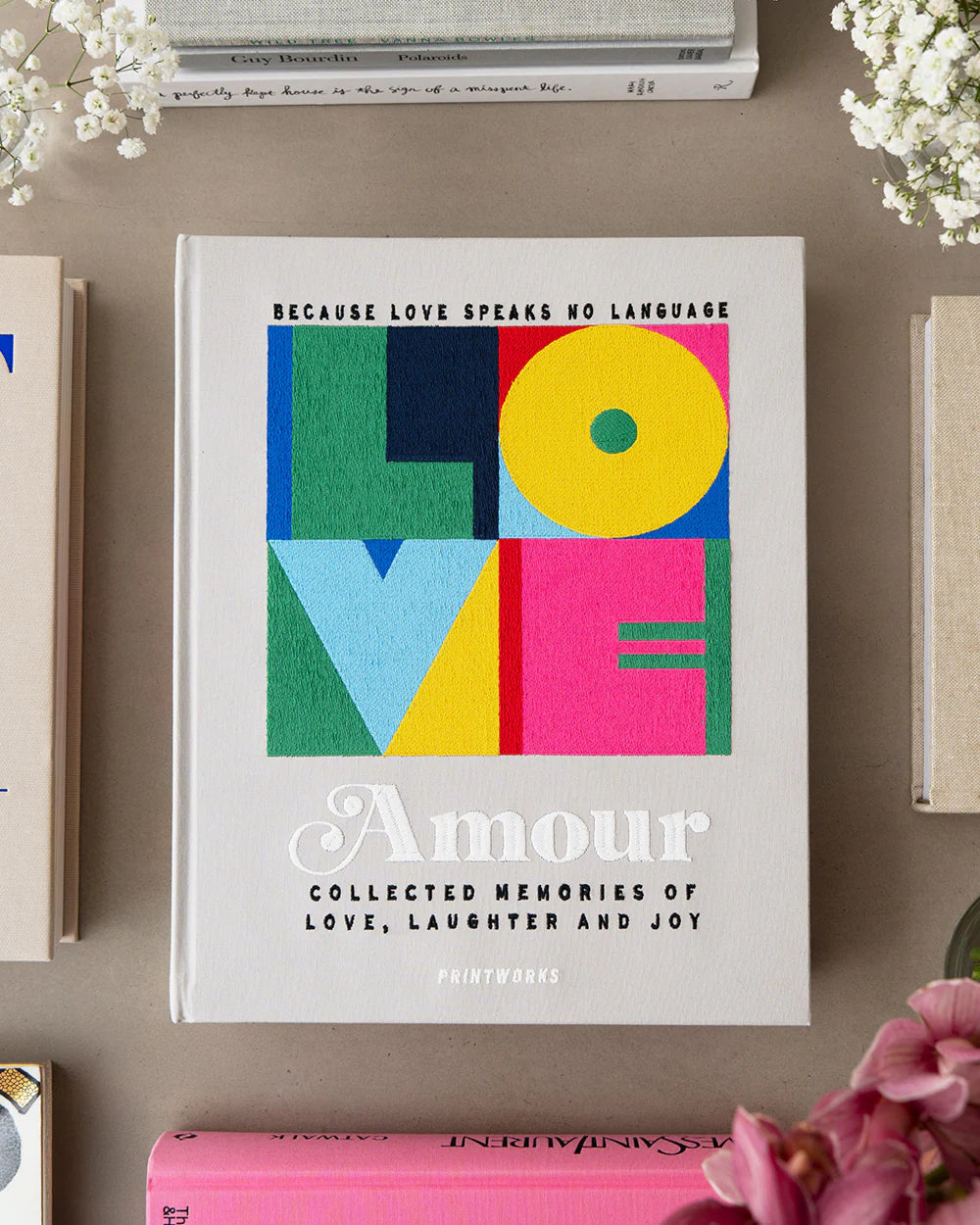 EMBROIDERED PHOTO ALBUM - AMOUR