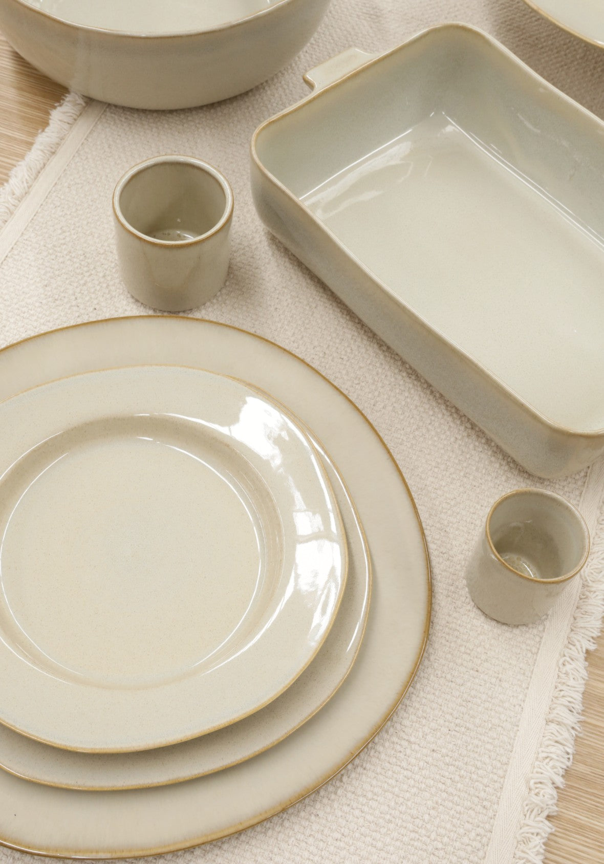 Set de 4 Platos trinche de cerámica orgánica 27 cm – Colección ORGÁNICA – Hecho en Portugal